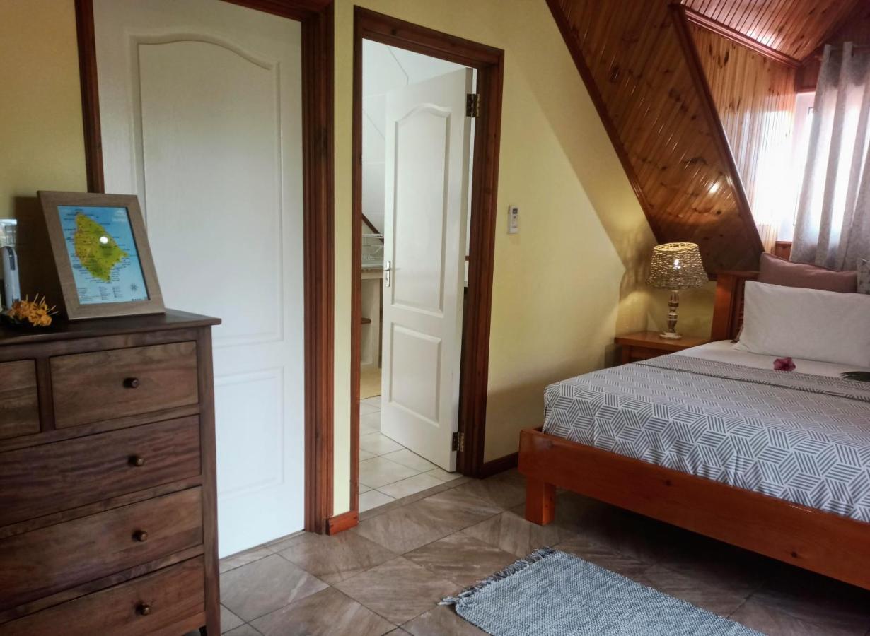 Ferienwohnung Badamier Self-Catering Insel Insel La Digue Exterior foto