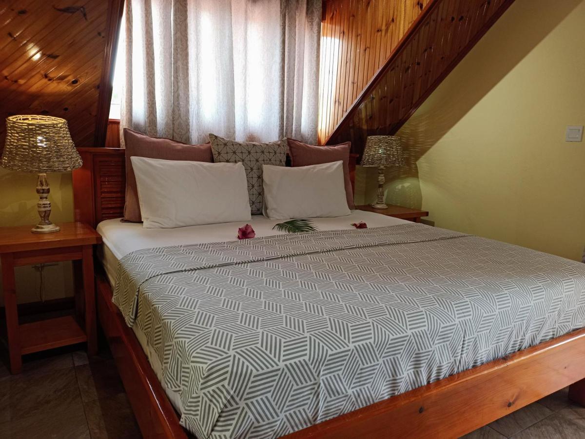 Ferienwohnung Badamier Self-Catering Insel Insel La Digue Exterior foto