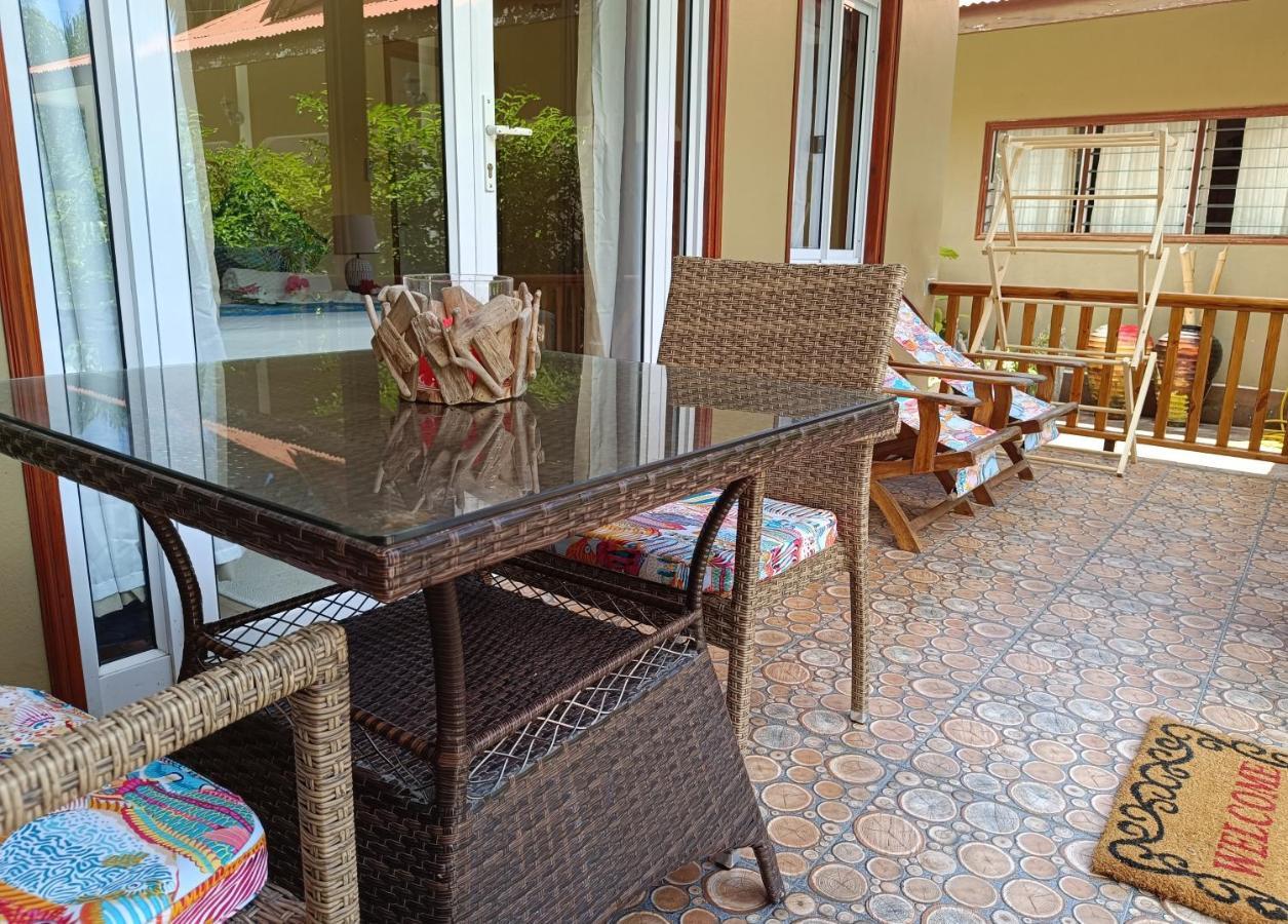 Ferienwohnung Badamier Self-Catering Insel Insel La Digue Exterior foto