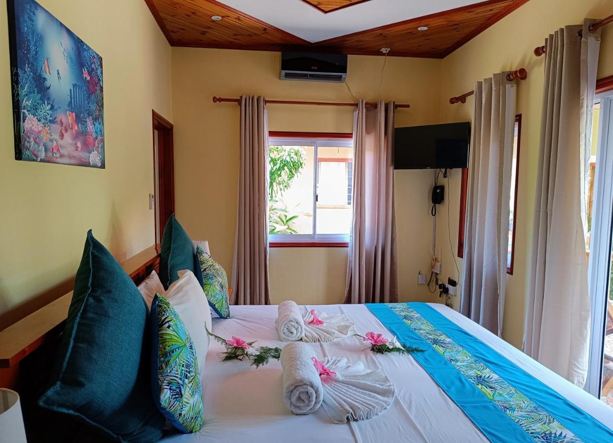 Ferienwohnung Badamier Self-Catering Insel Insel La Digue Exterior foto
